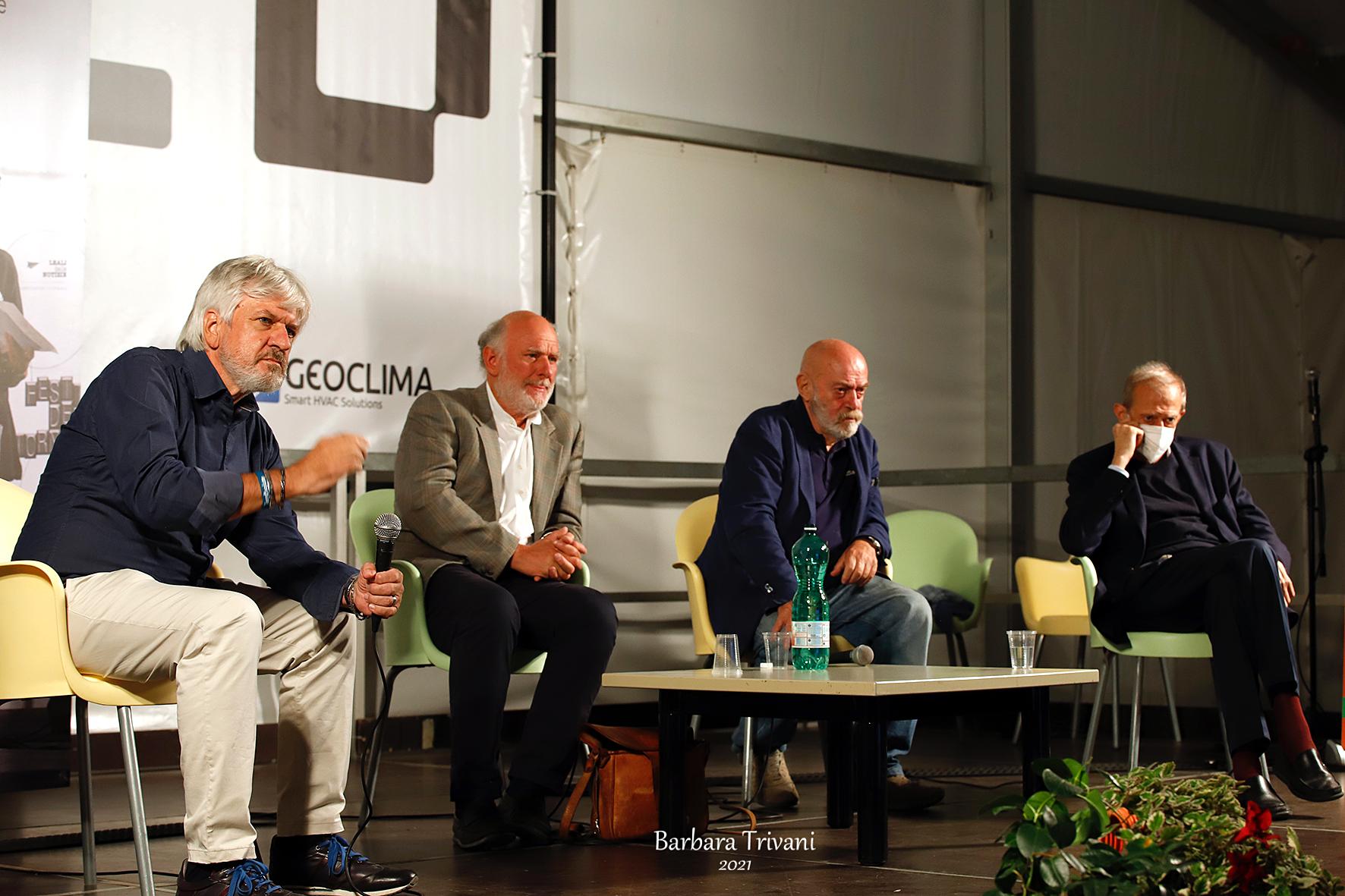 Immagine per La fine del sogno comunista, il Festival di Ronchi indaga nella storia d'Italia